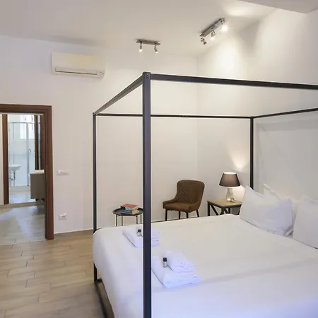 Trastevere Garibaldi 14