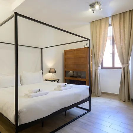 Trastevere Garibaldi 14